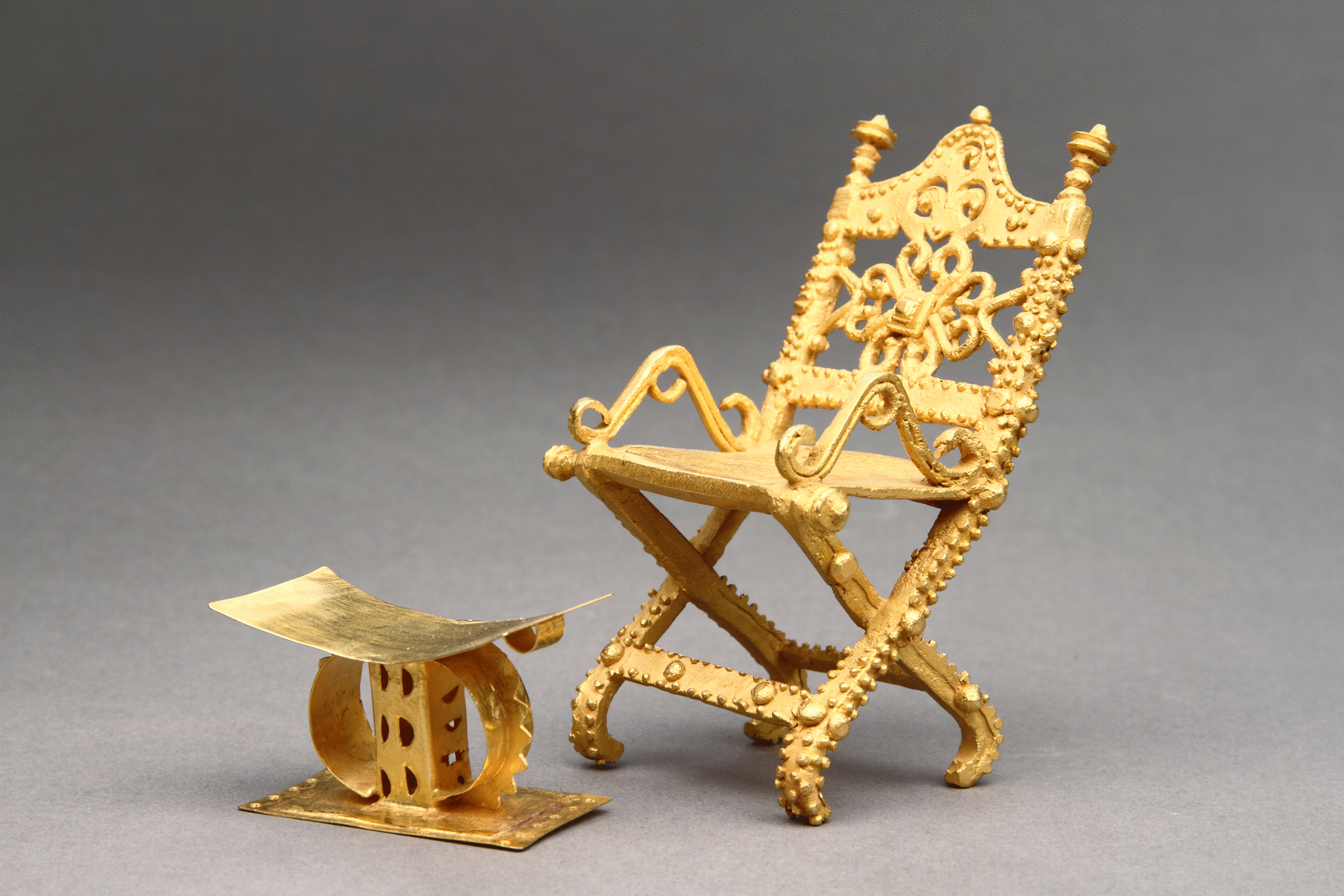 West African Asante Miniature Representation of the Kings ‘Golden Stool’